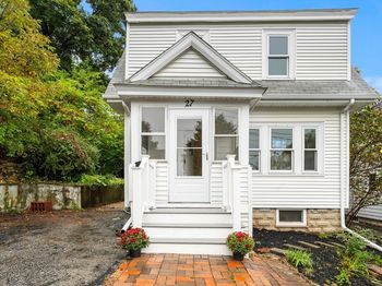 27 Governor Rd