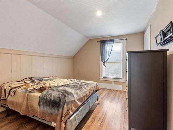 101-103 Linden St, Winchendon MA 01475