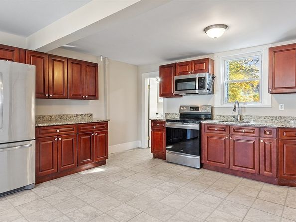 101-103 Linden St, Winchendon MA 01475