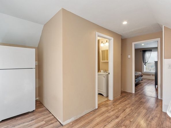 101-103 Linden St, Winchendon MA 01475