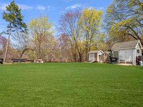 18 Auburn St Ext, Framingham MA 01701