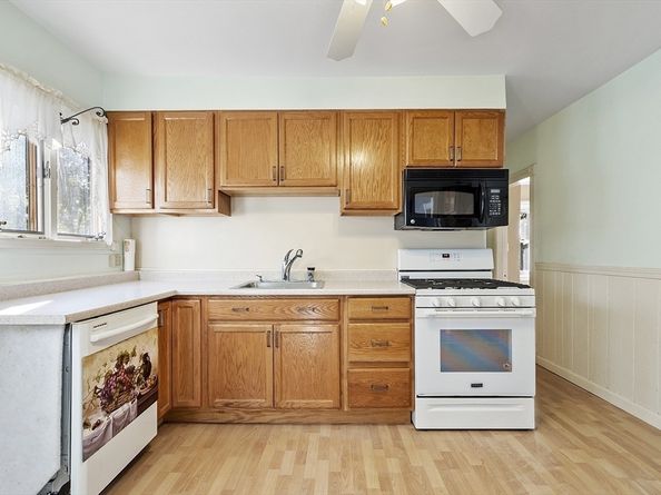 111 Central St, Concord MA 01742