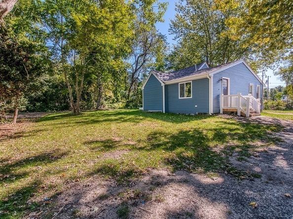2838 Cranberry Hwy, Wareham MA 02571