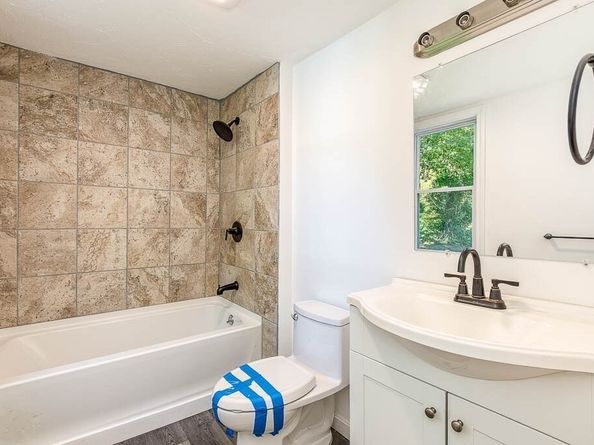 2838 Cranberry Hwy, Wareham MA 02571