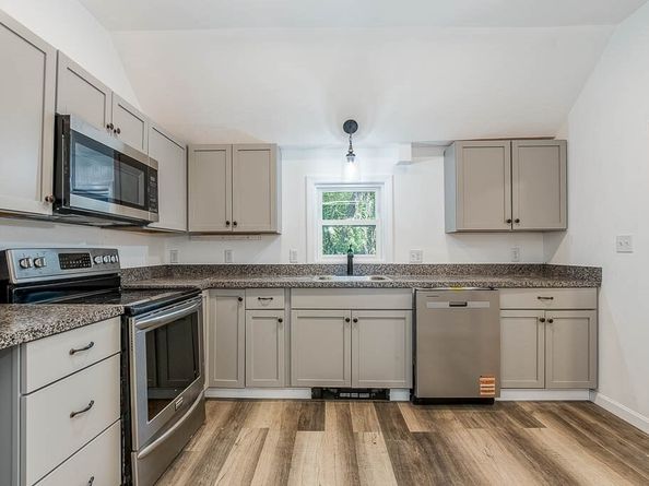 2838 Cranberry Hwy, Wareham MA 02571