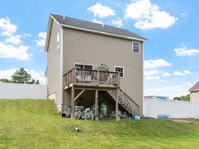 156 Bayberry Cir, Winchendon MA 01475