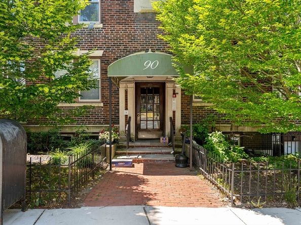 90 Bynner St 7, Boston MA 02130