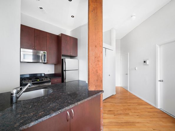372 Dekalb Avenue 4K, Brooklyn NY 11205
