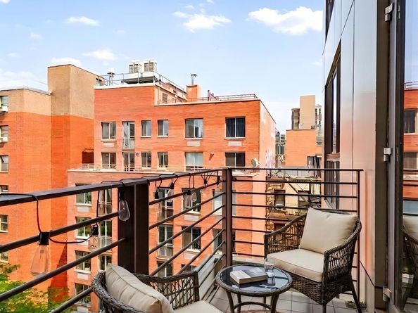 38 Delancey Street 5A, New York NY 10002