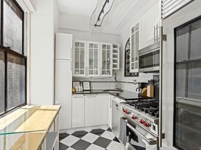 4 Lexington Avenue 5J, New York NY 10010