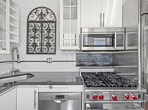 4 Lexington Avenue 5J, New York NY 10010
