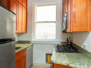 1060 Park Avenue 9B, New York NY 10128