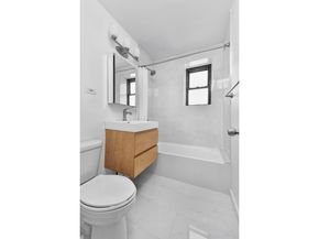 345 East 81st Street 20H, New York NY 10028