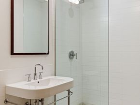 122 Greenwich Avenue 6, New York NY 10011