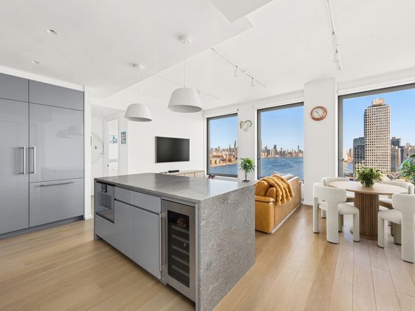 8 South 4th Street 28E, Brooklyn NY 11249