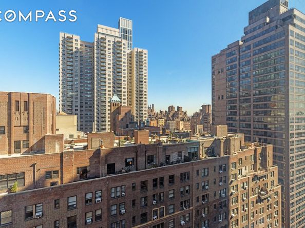 400 East 54th Street 22D, New York NY 10022