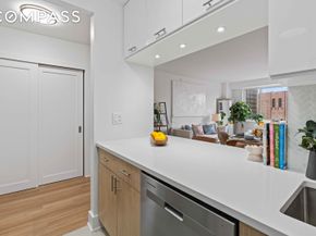 400 East 54th Street 22D, New York NY 10022