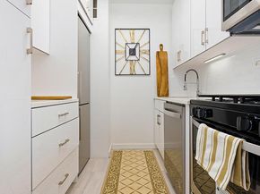 250 East 87th Street 17D, New York NY 10128