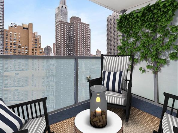 250 East 87th Street 17D, New York NY 10128