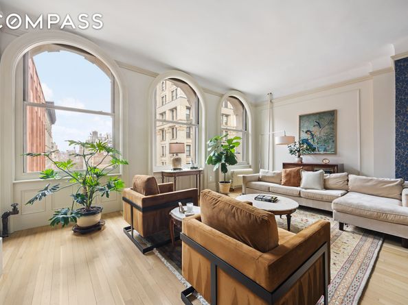 714 Broadway 8, New York NY 10003