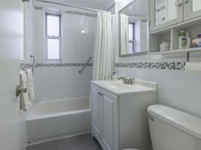 74-45 Yellowstone Boulevard 4H, Queens NY 11374