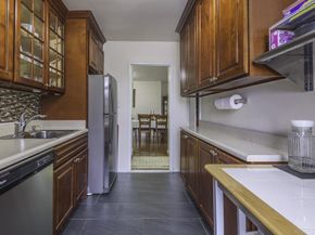 74-45 Yellowstone Boulevard 4H, Queens NY 11374