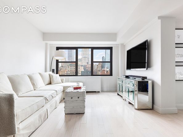 200 East 27th Street 19C, New York NY 10016