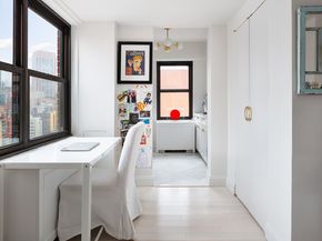 200 East 27th Street 19C, New York NY 10016