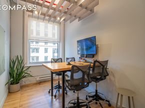 85 5th Avenue 8, New York NY 10003