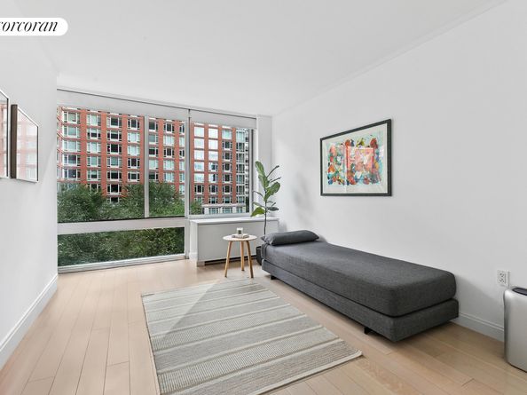 212 Warren Street 4R, New York NY 10282