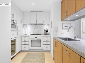 212 Warren Street 4R, New York NY 10282
