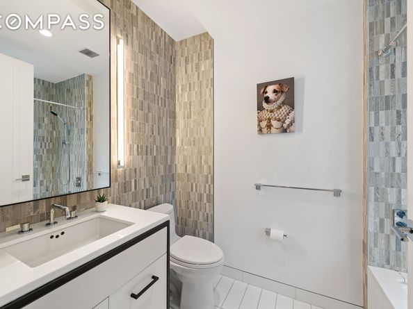 70 Charlton Street 16C, New York NY 10014