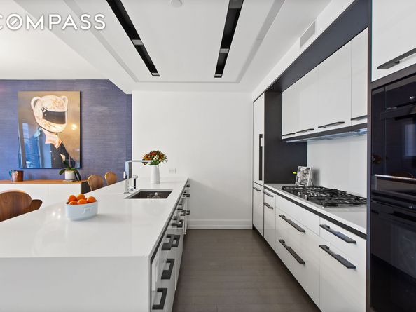 70 Charlton Street 16C, New York NY 10014