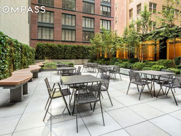 70 Charlton Street 16C, New York NY 10014
