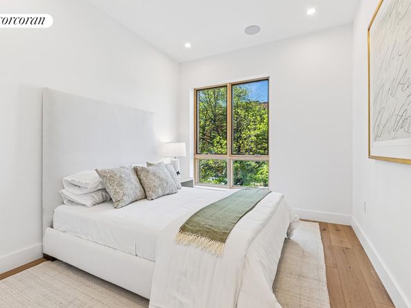 72 Quincy Street GARDEN, Brooklyn NY 11238