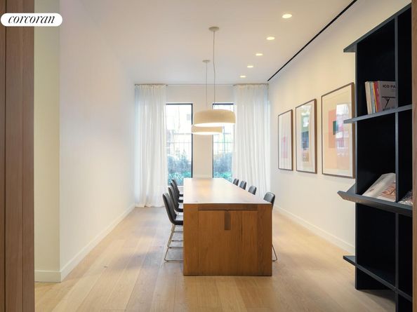 234 East 46th Street PH2103, New York NY 10017