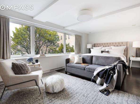 45 East 72nd Street 9C, New York NY 10021
