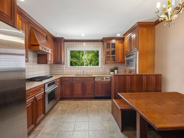 110 82nd Street, Brooklyn NY 11209
