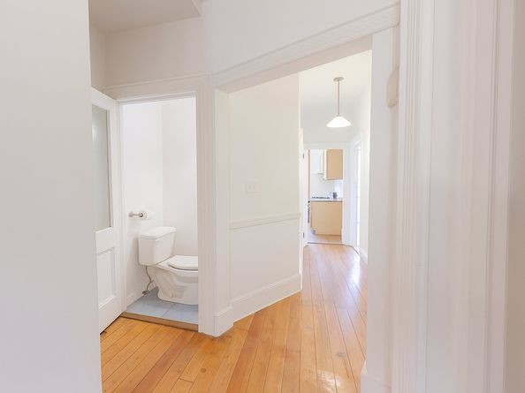 147 Diamond Street, Brooklyn NY 11222