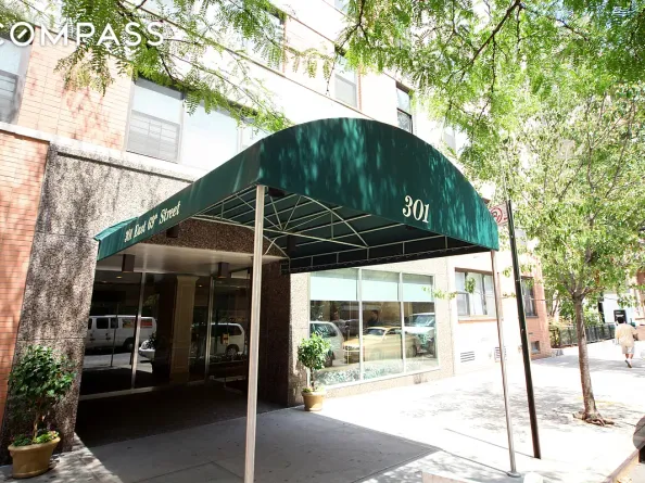 301 East 69th Street 14A, New York NY 10021