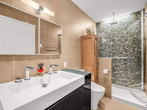 22 Renwick Street 5A, New York NY 10013
