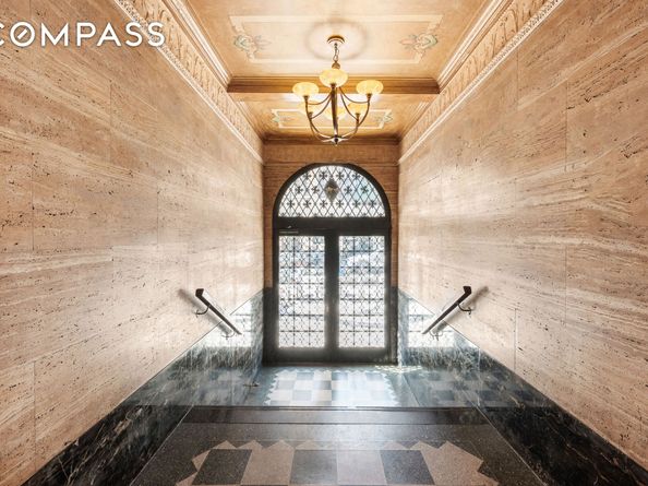 205 East 10th Street 3A, New York NY 10003