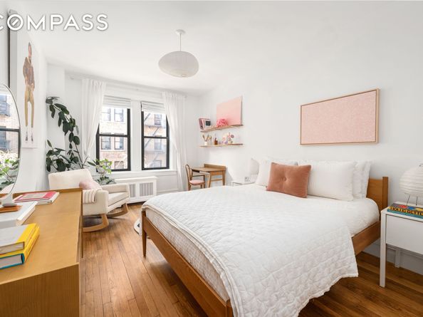 205 East 10th Street 3A, New York NY 10003