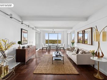 120 Central Park S