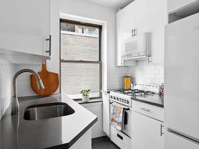 120 Central Park S 19A, New York NY 10019