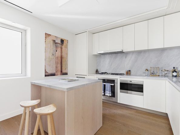 77 Greenwich Street 36C, New York NY 10006