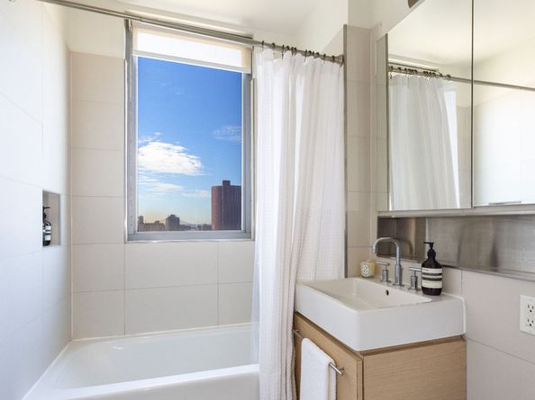 38 Delancey Street 12C, New York NY 10002