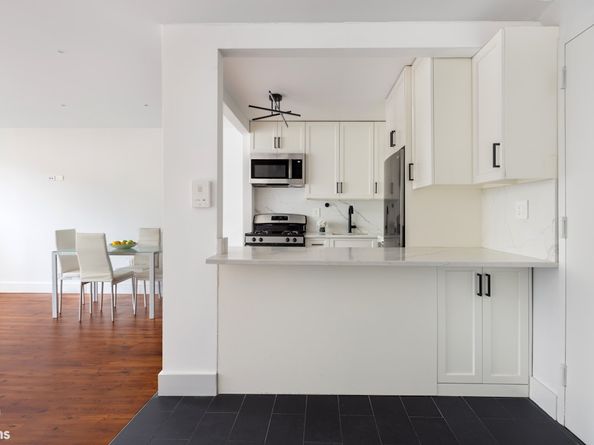 220 Manhattan Avenue 4F, New York NY 10026