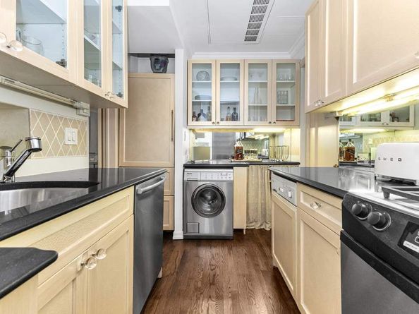 139 East 66th Street 1E, New York NY 10065