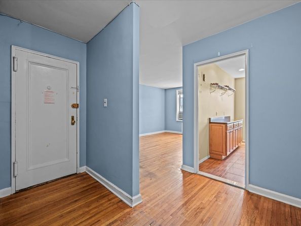 221 Mcdonald Avenue 6R, Brooklyn NY 11218